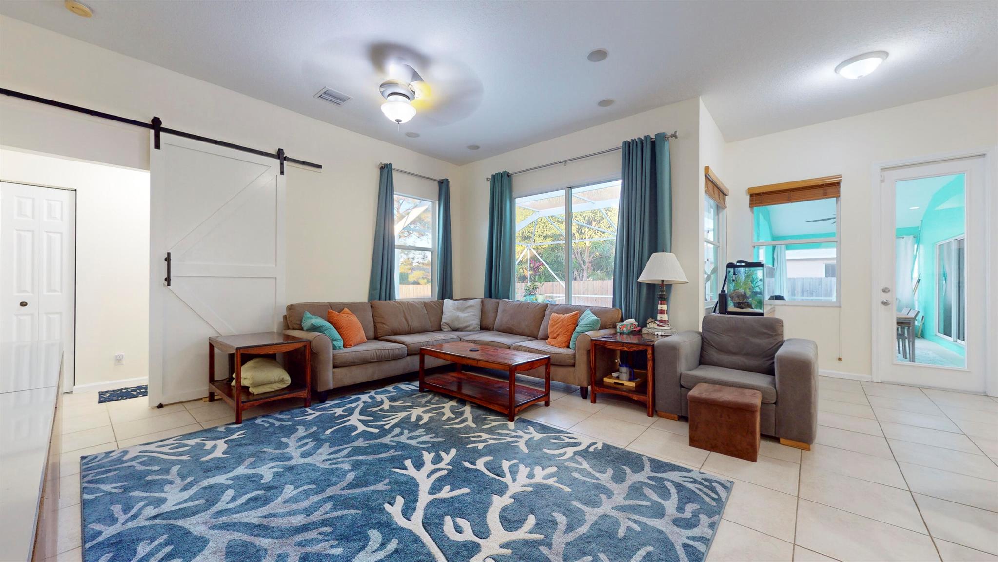 425 SW Dahled Avenue