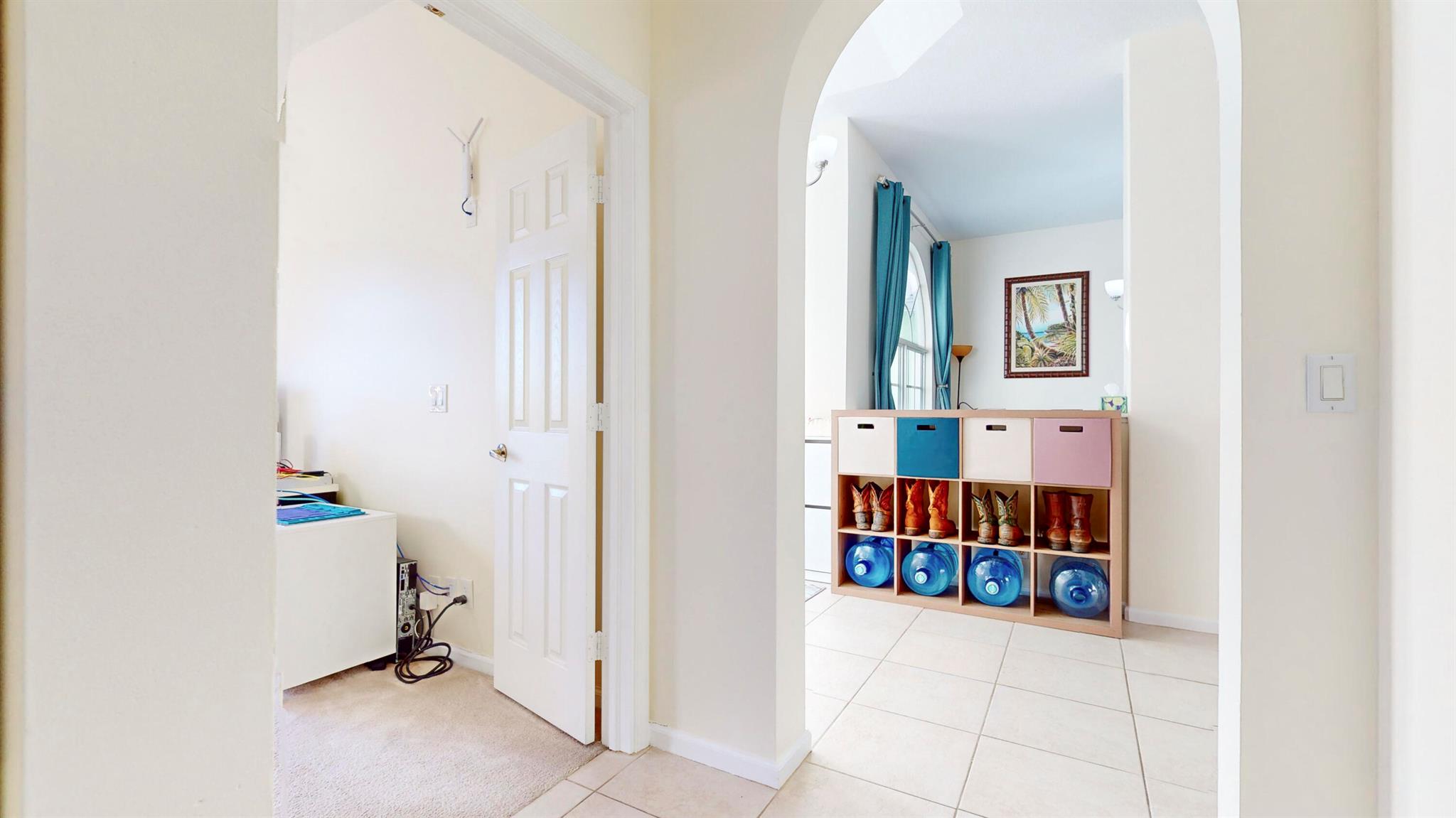 425 SW Dahled Avenue