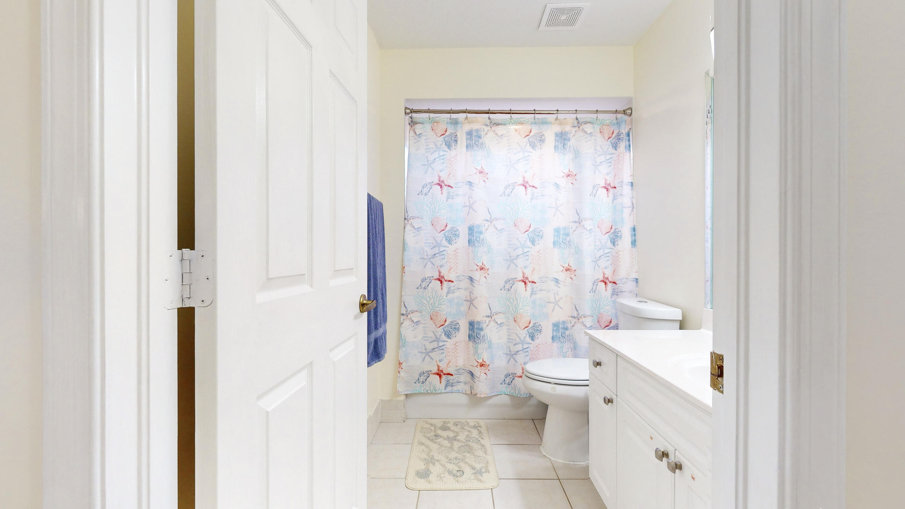 425 SW Dahled Avenue