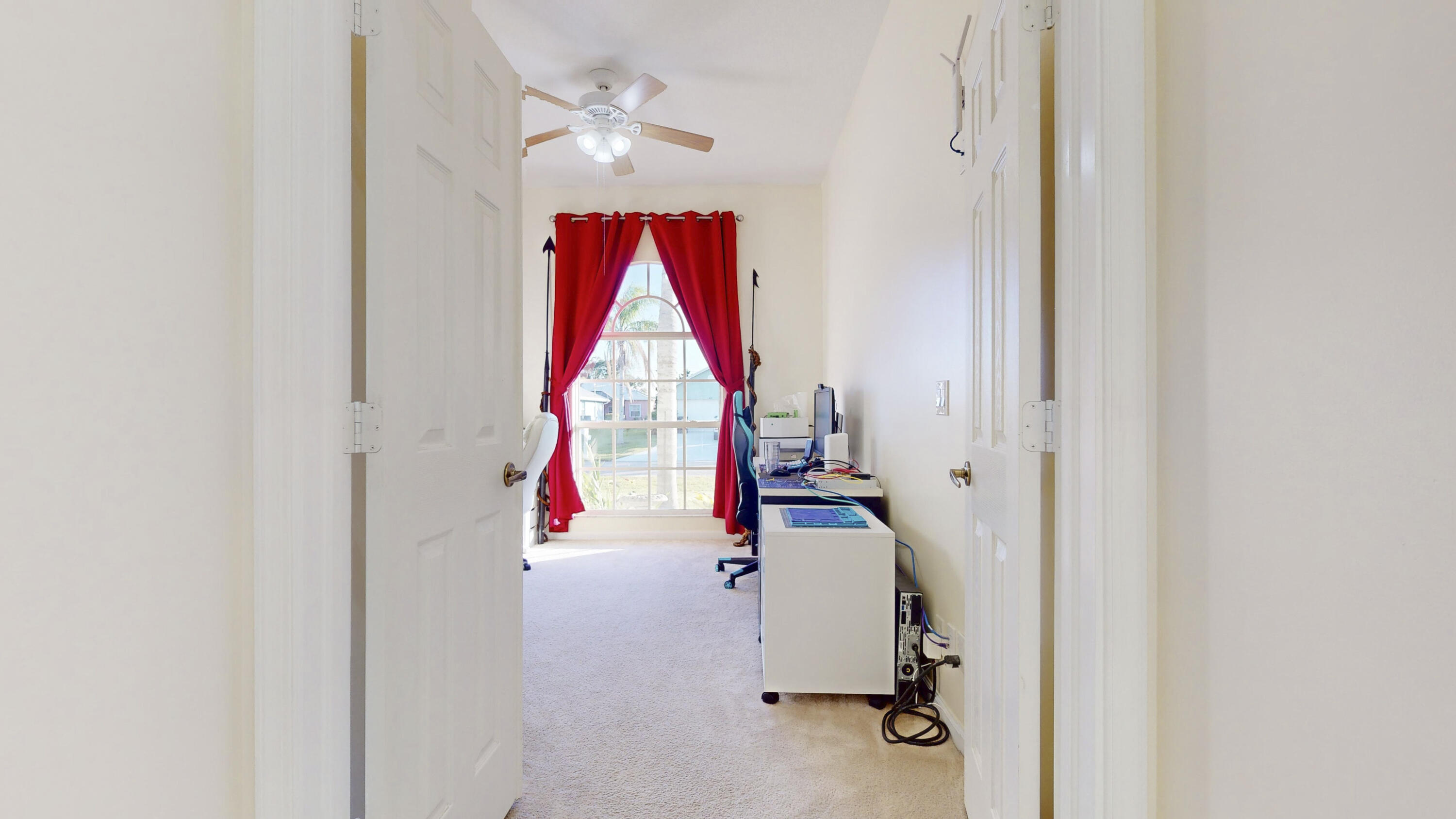 425 SW Dahled Avenue