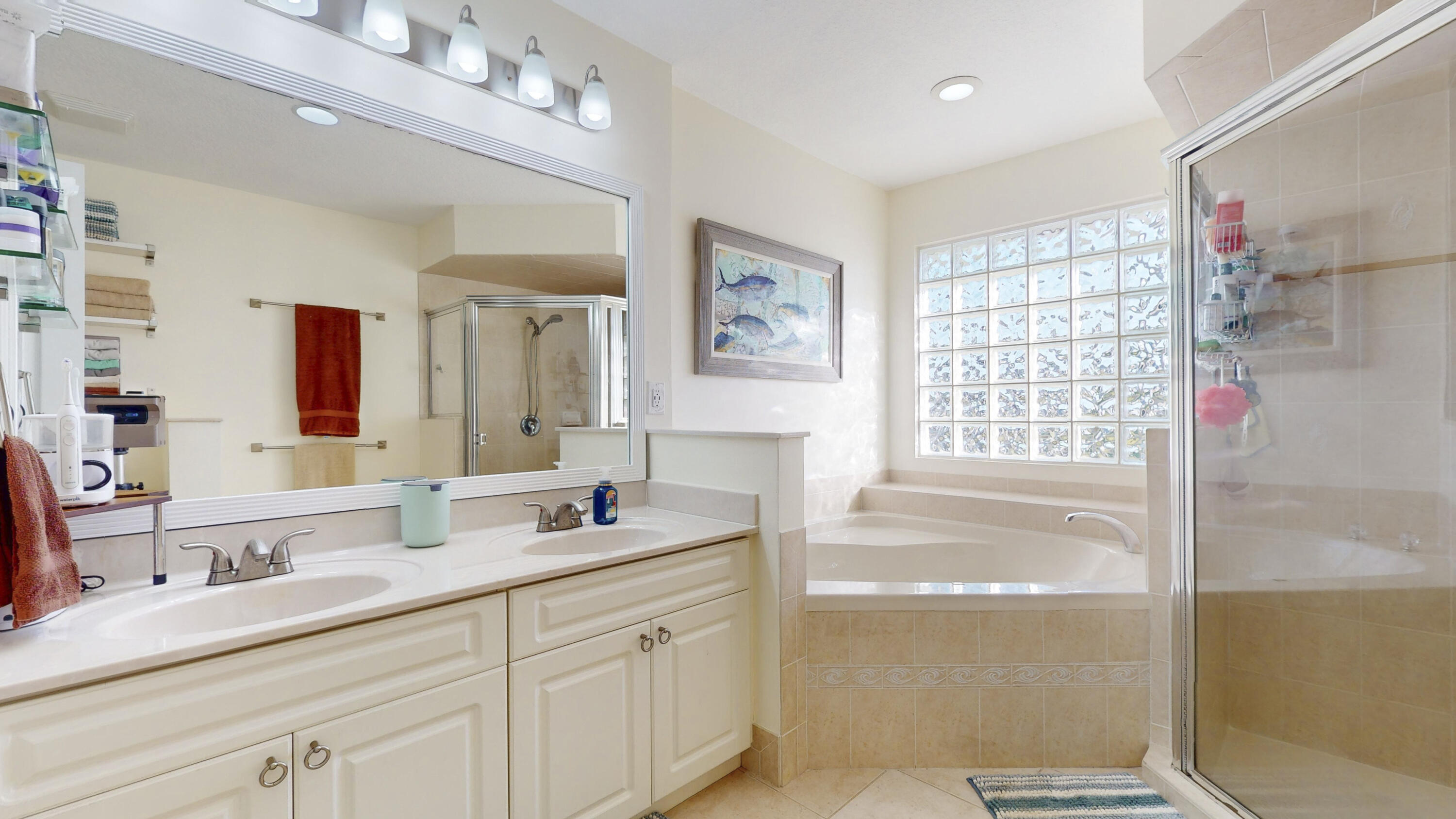 425 SW Dahled Avenue