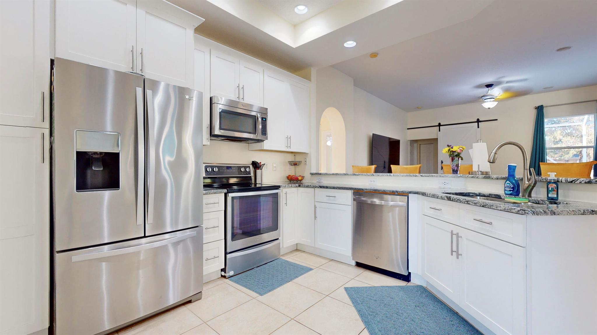 425 SW Dahled Avenue