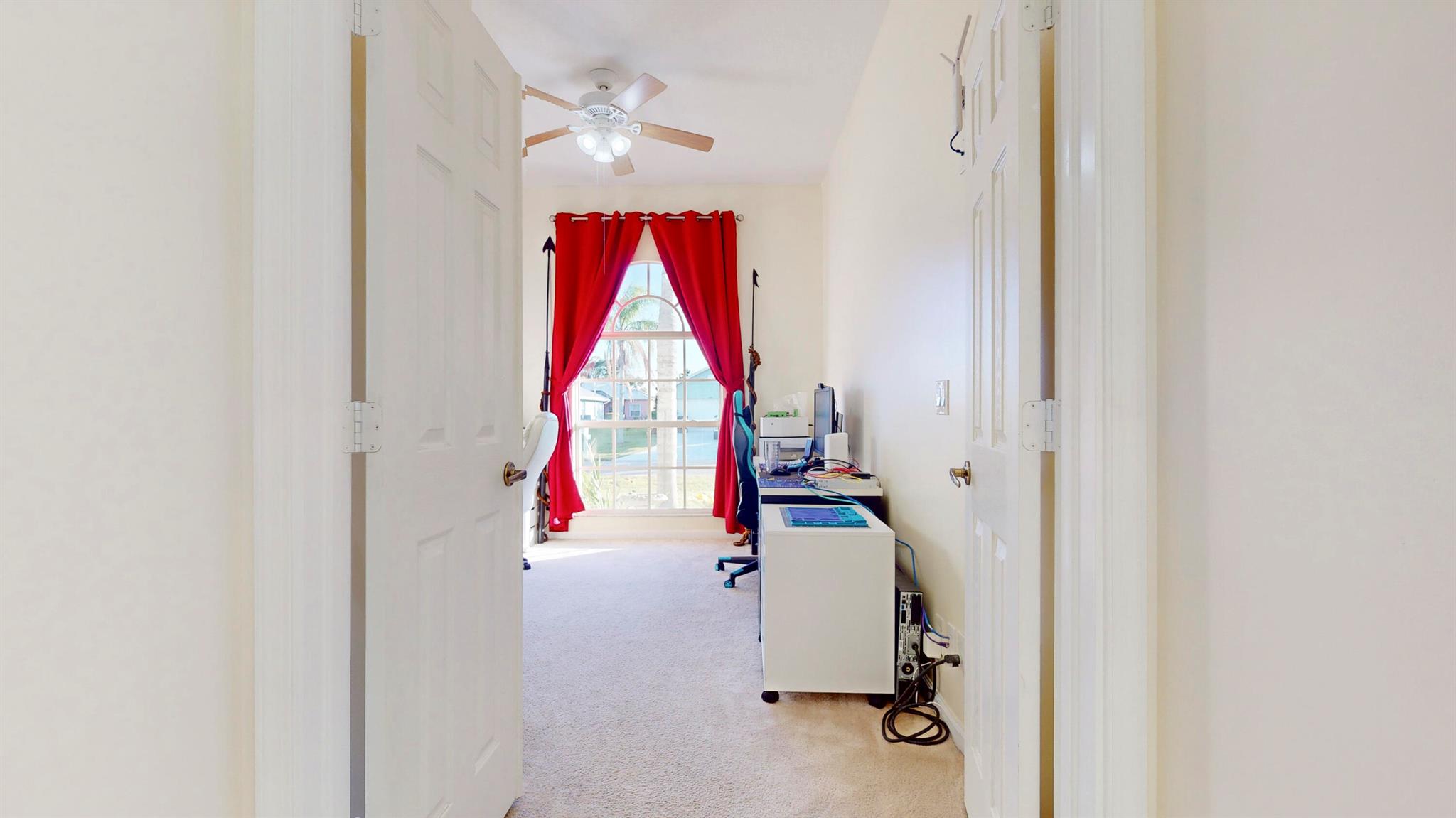 425 SW Dahled Avenue