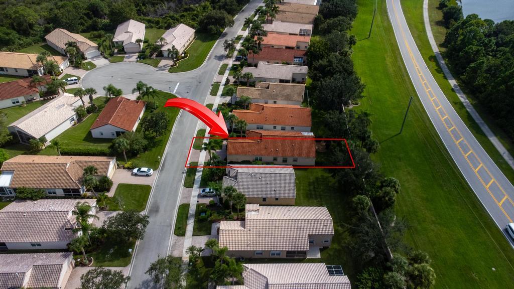607 NW Whitfield Way