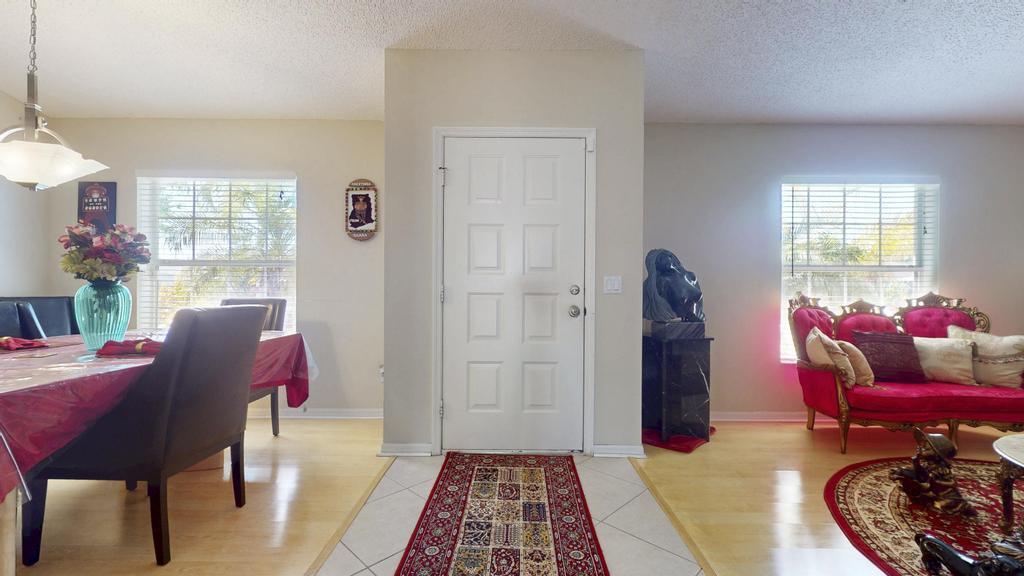 435 SW Ridgecrest Drive