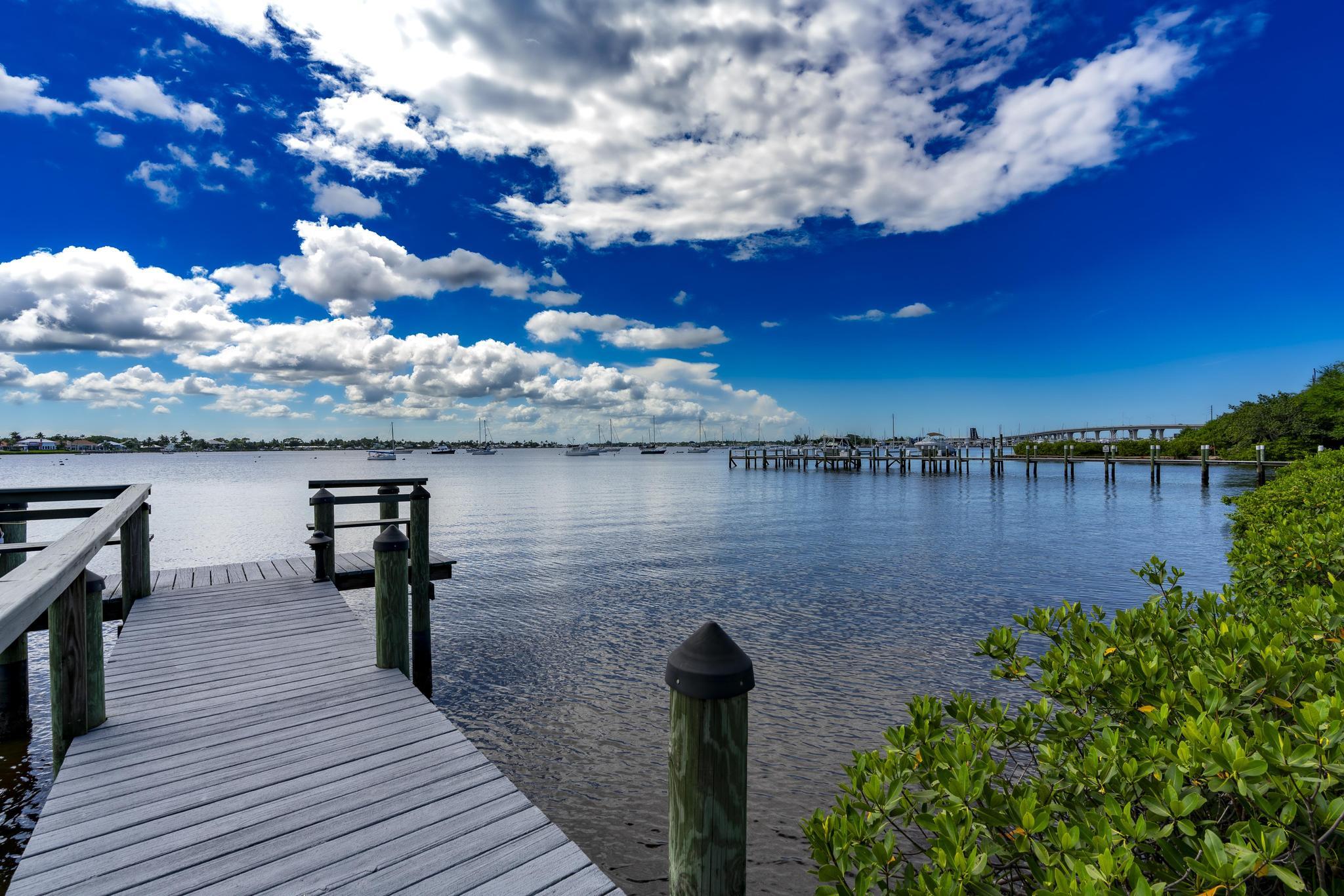 624 SW St Lucie Crescent 302