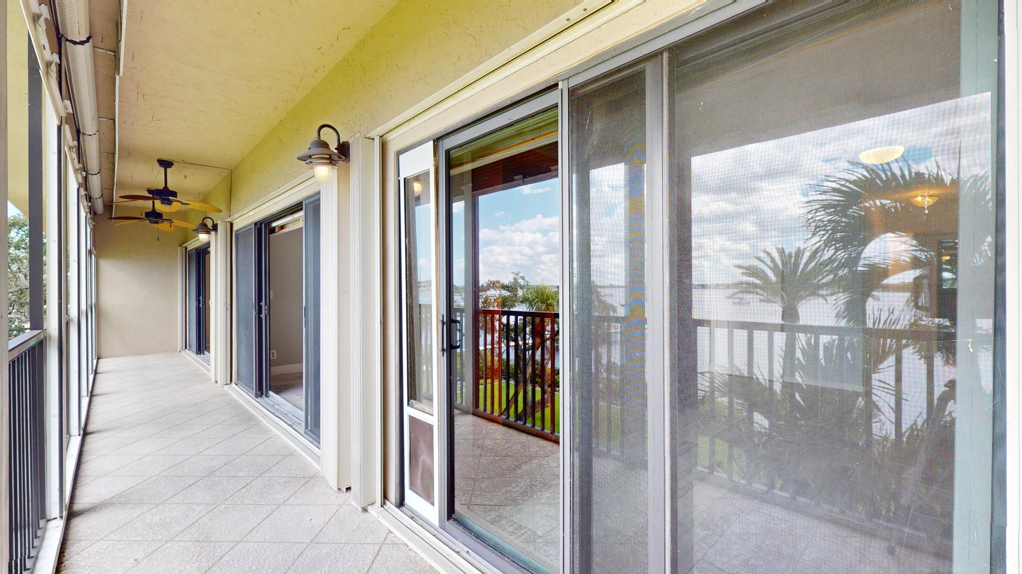 624 SW St Lucie Crescent 302