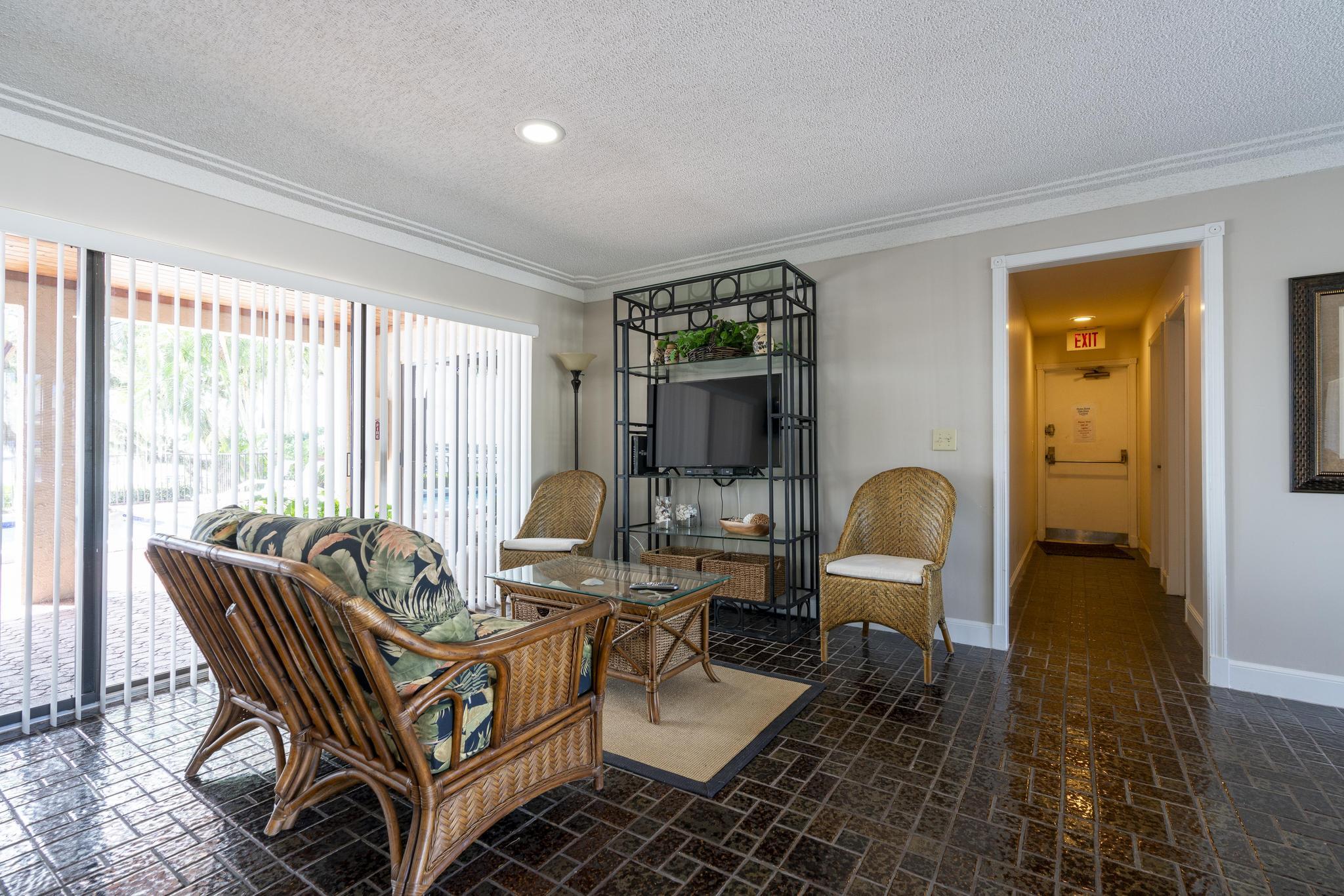 624 SW St Lucie Crescent 302