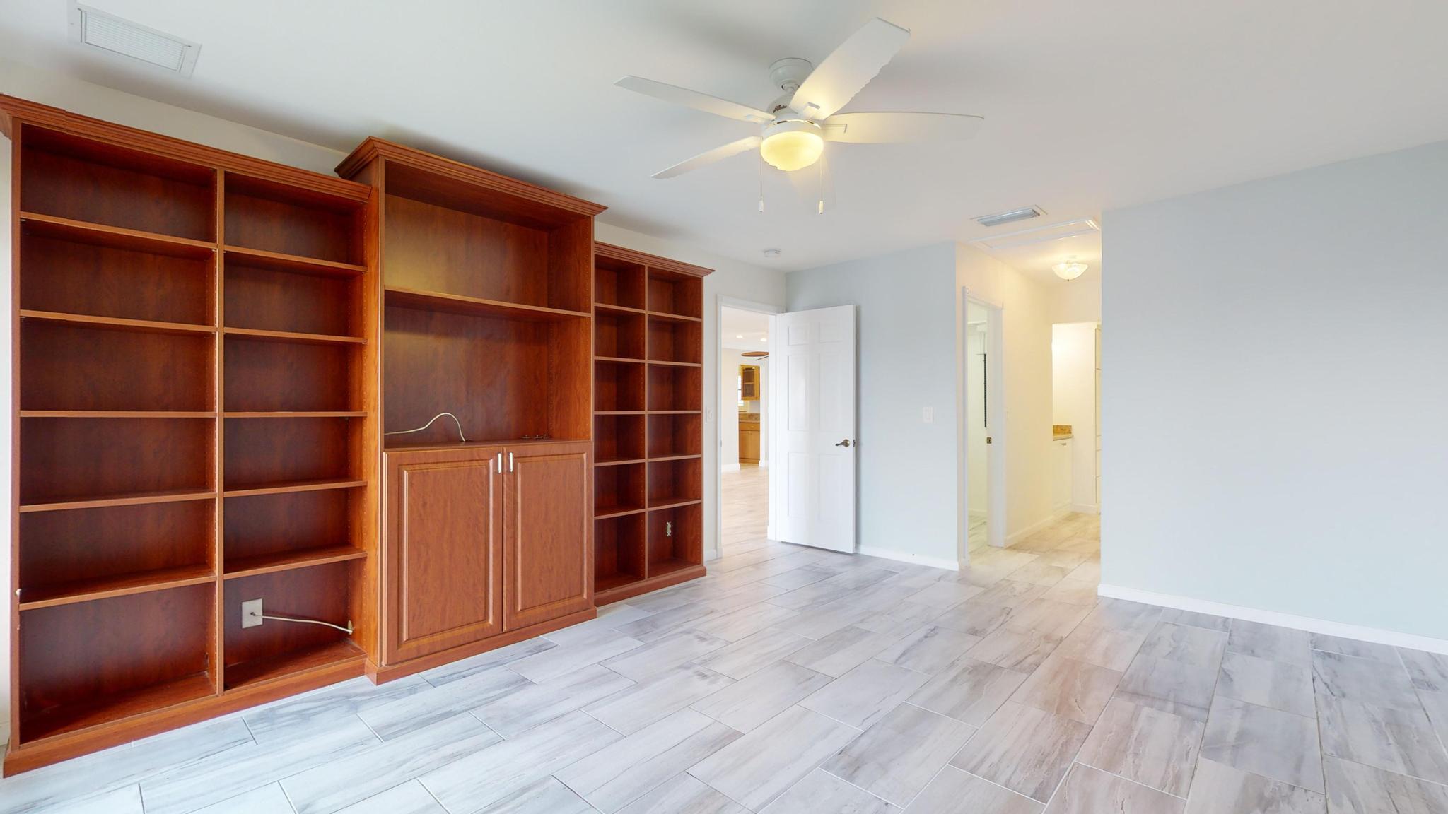 624 SW St Lucie Crescent 302