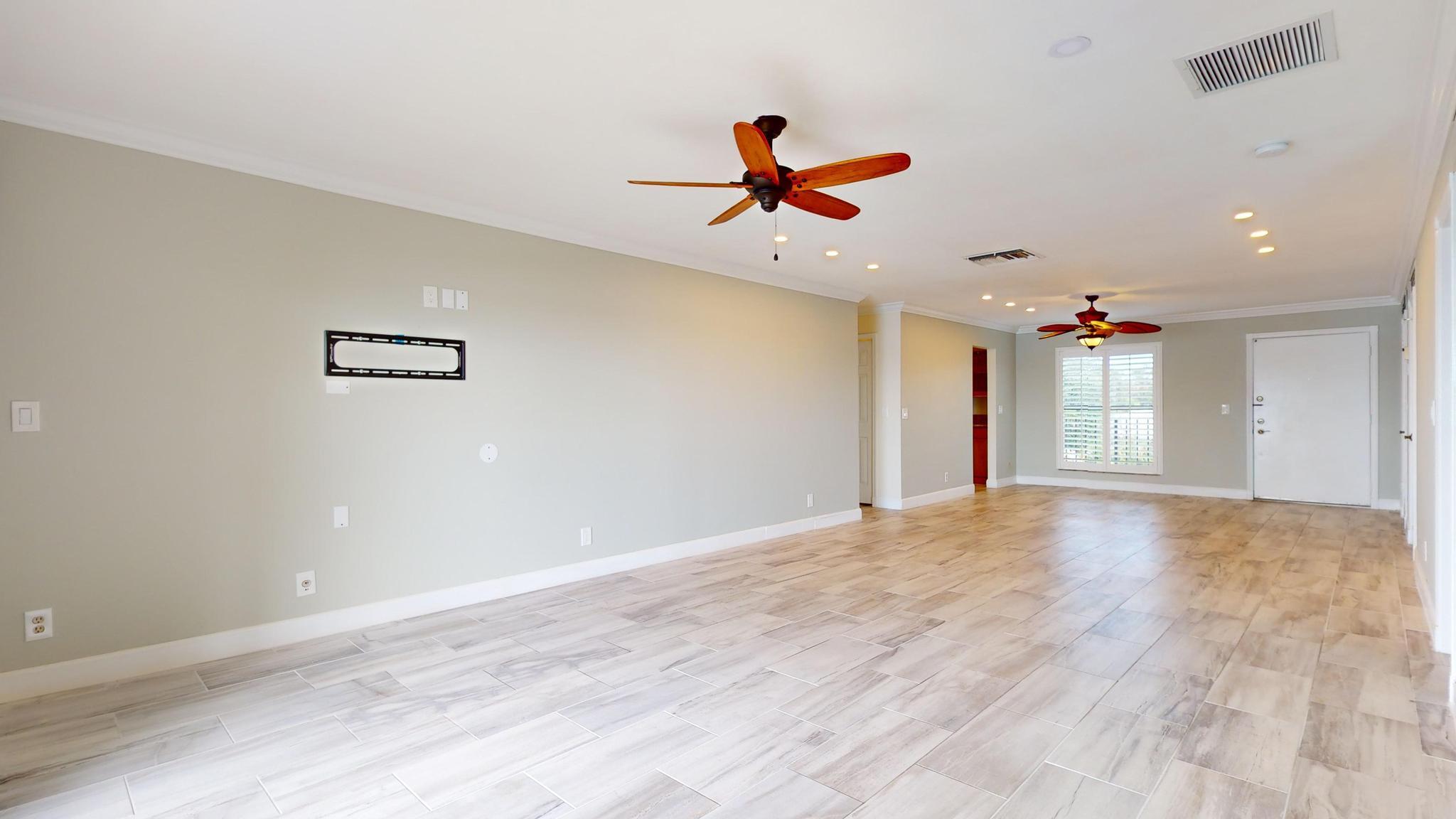 624 SW St Lucie Crescent 302