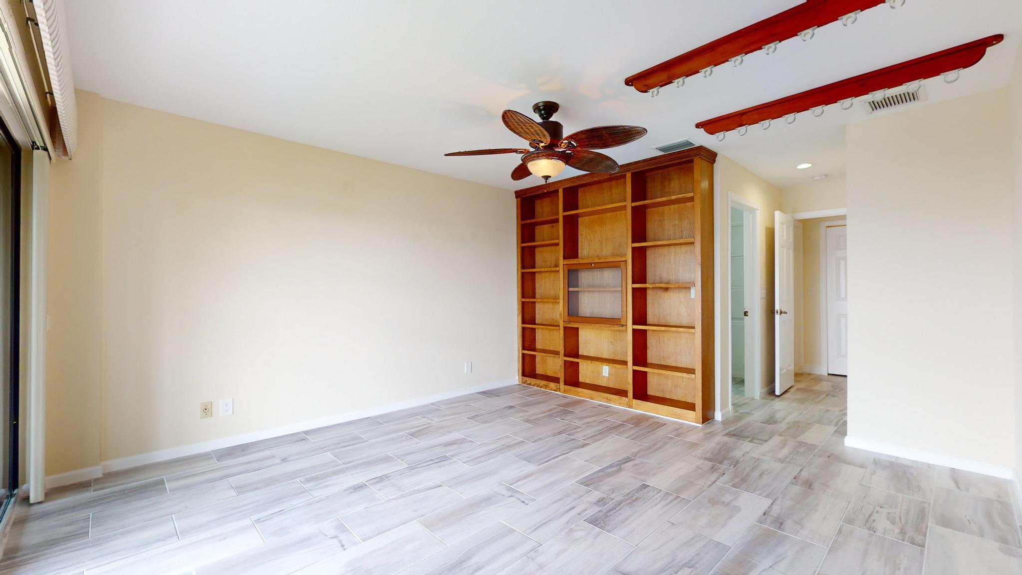 624 SW St Lucie Crescent 302