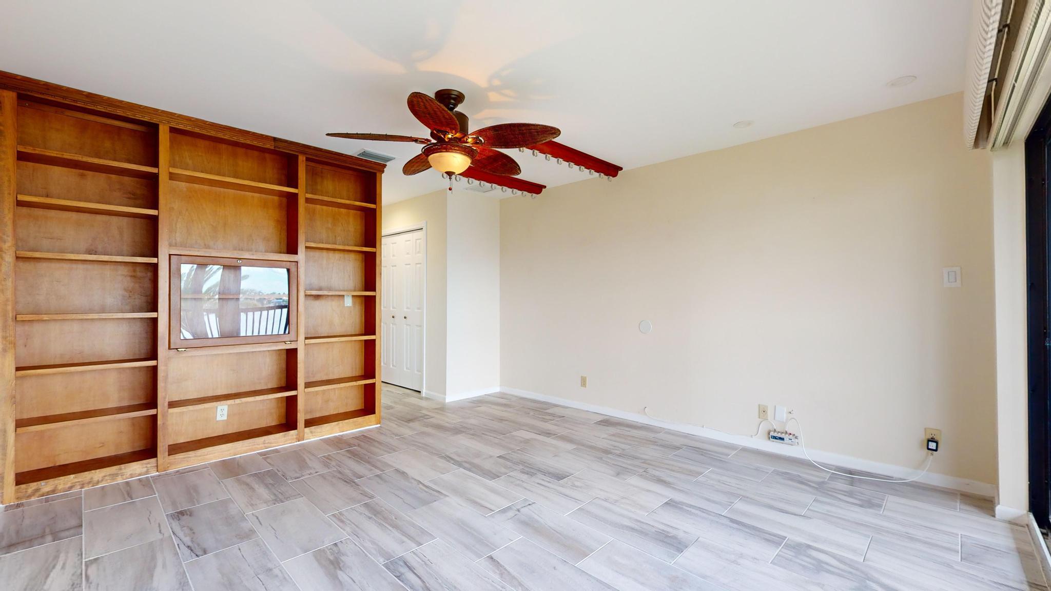 624 SW St Lucie Crescent 302