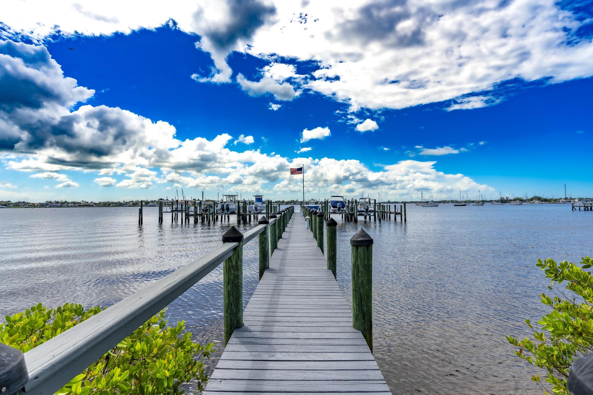 624 SW St Lucie Crescent 302