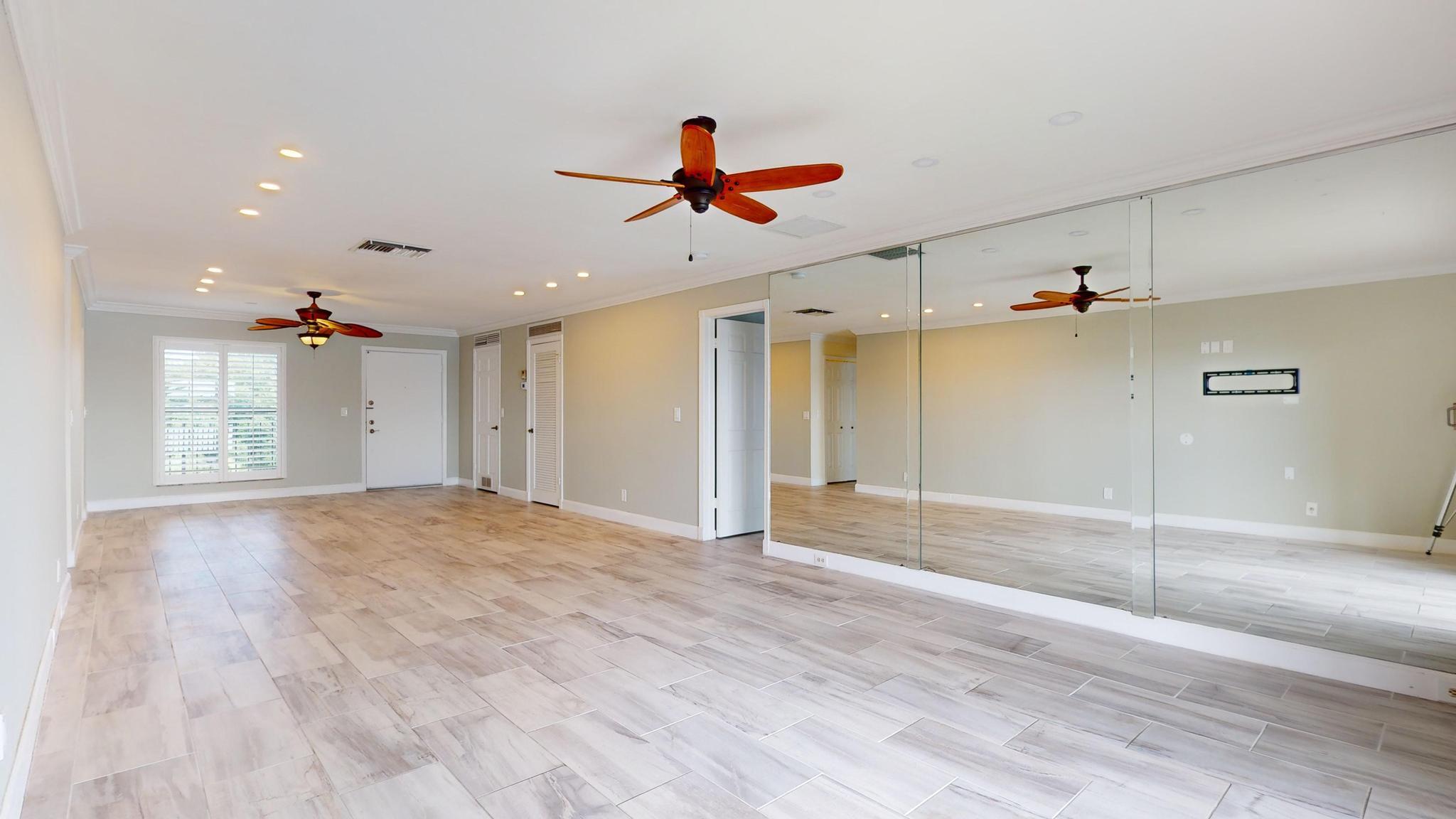 624 SW St Lucie Crescent 302