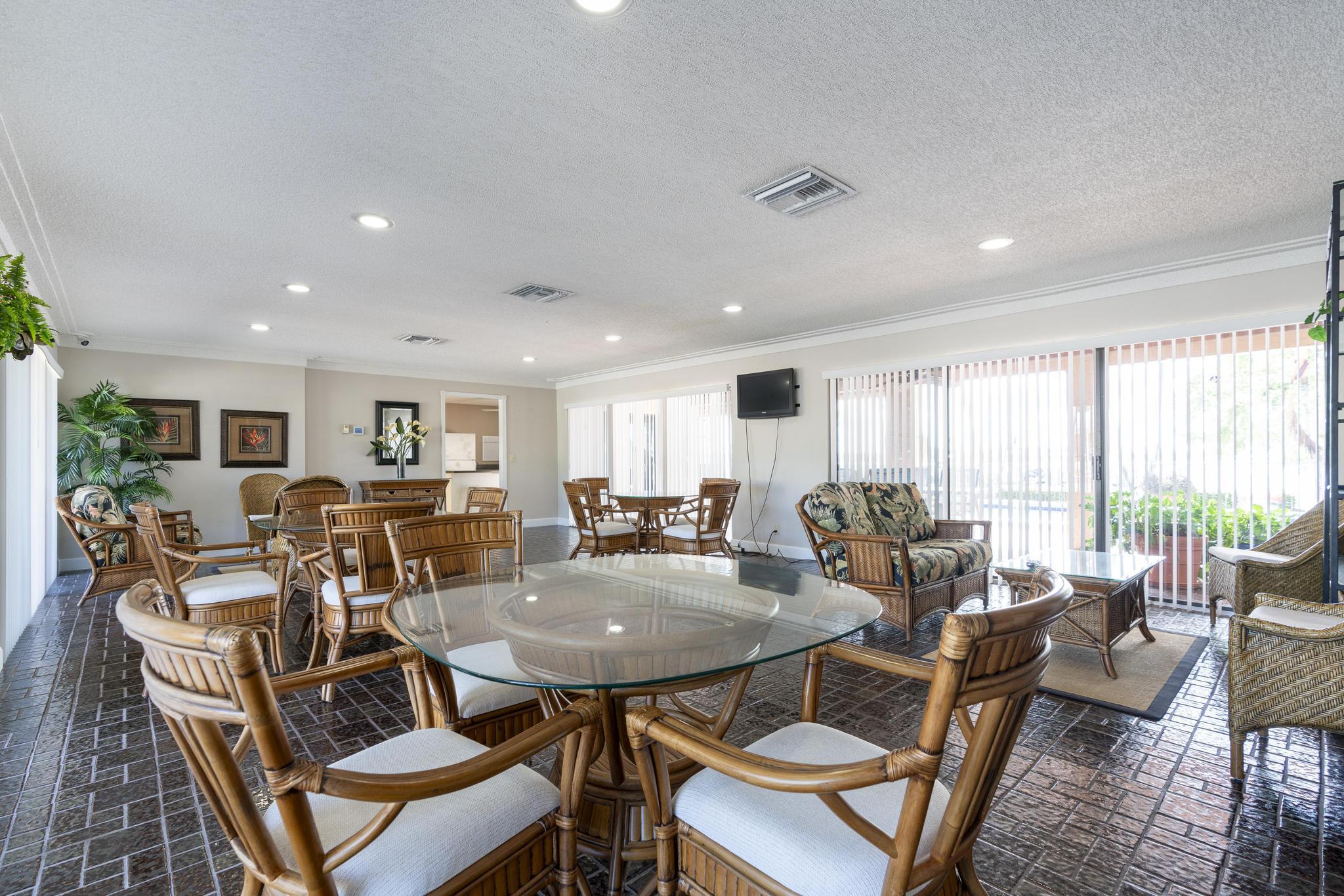 624 SW St Lucie Crescent 302