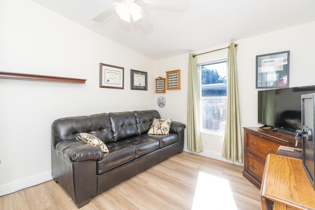 3115 Palm Warbler Court