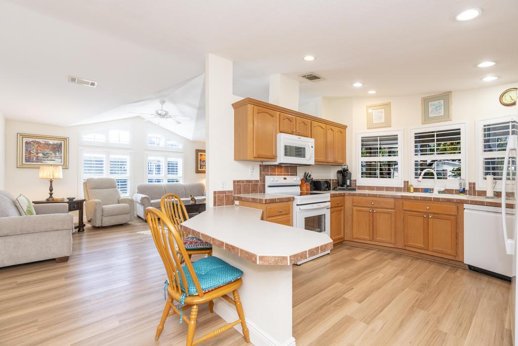 3115 Palm Warbler Court
