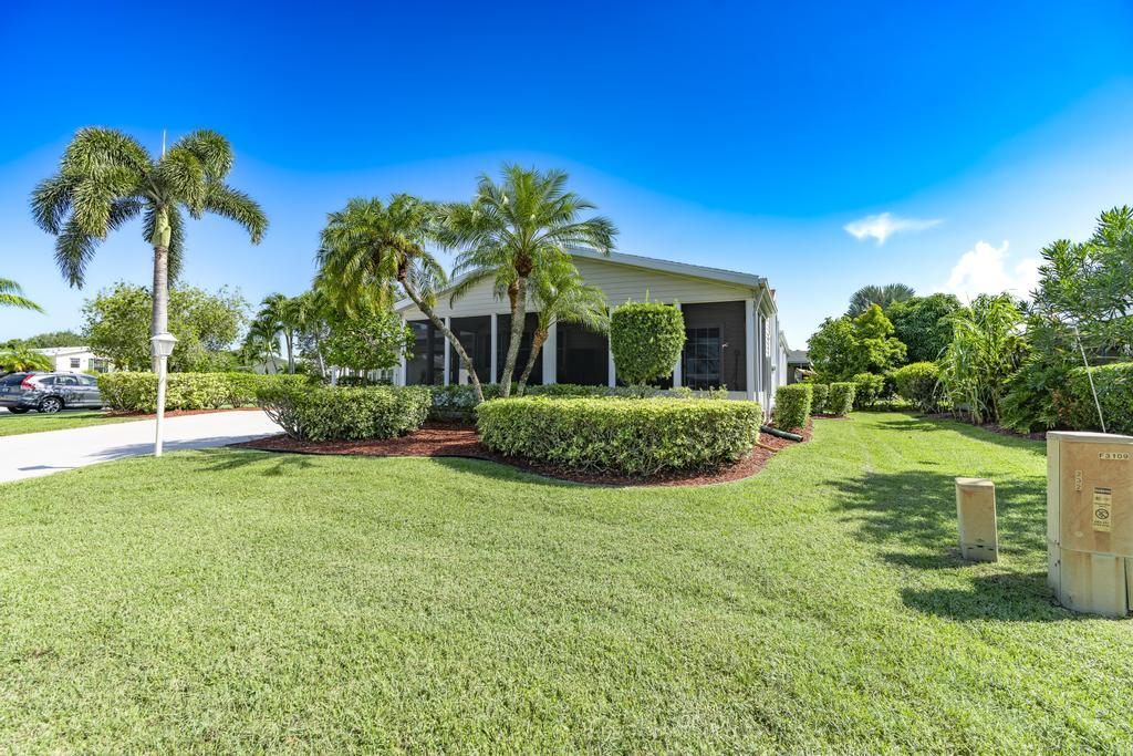 3115 Palm Warbler Court