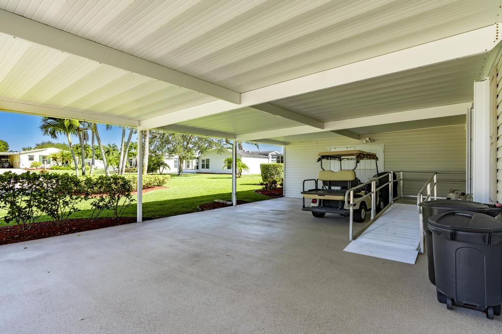 3115 Palm Warbler Court