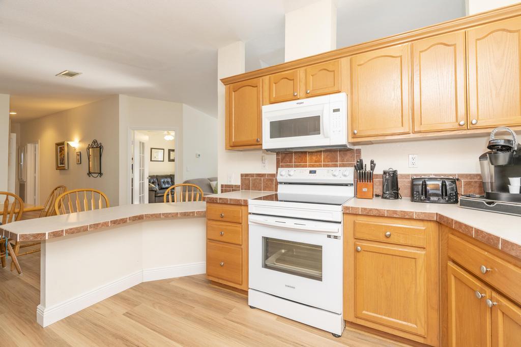 3115 Palm Warbler Court