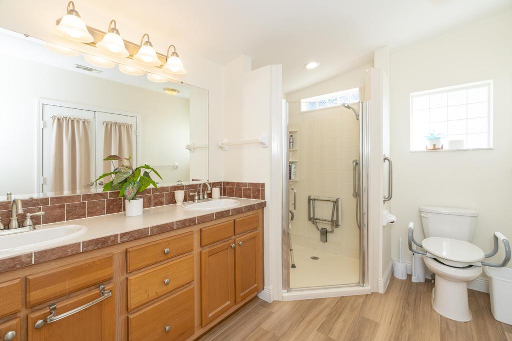 3115 Palm Warbler Court