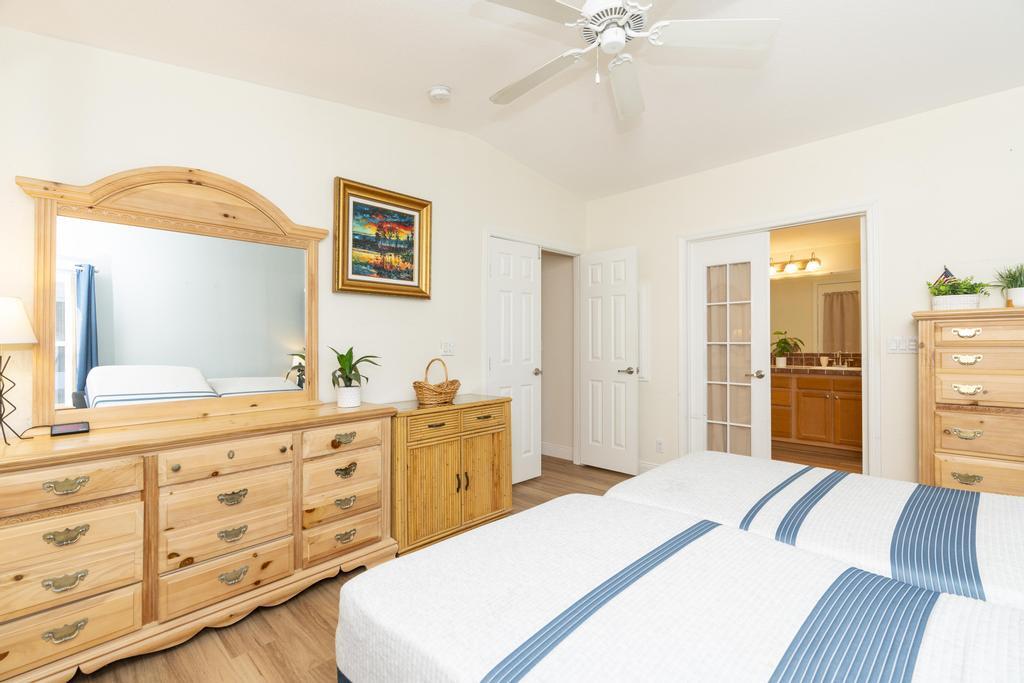 3115 Palm Warbler Court