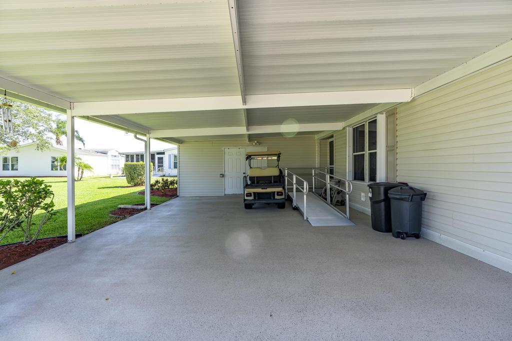 3115 Palm Warbler Court