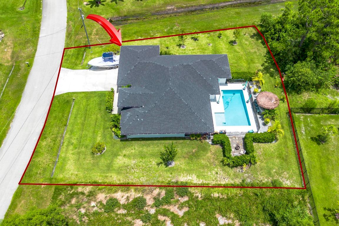 5810 NW Chesboro Terrace