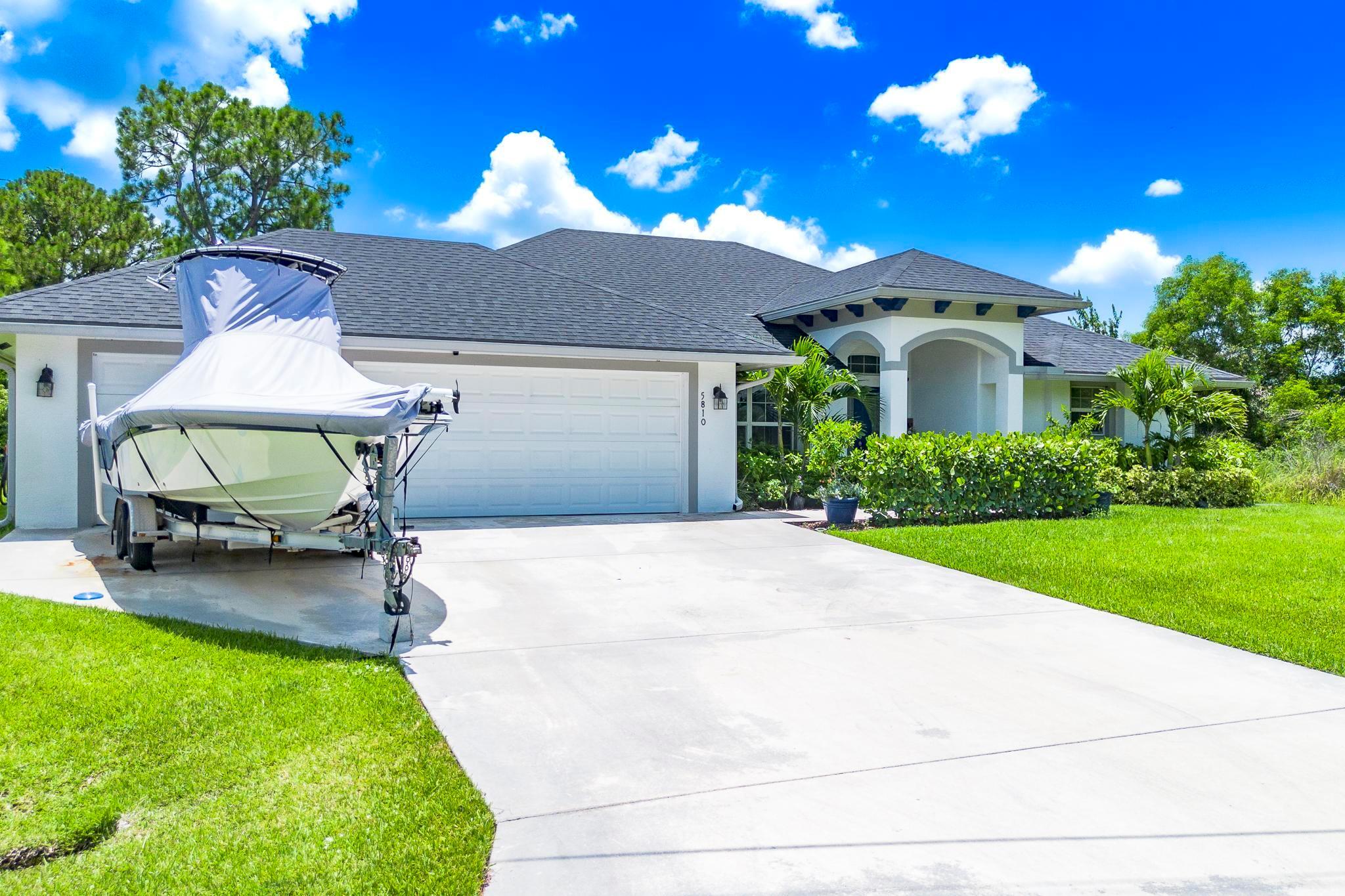 5810 NW Chesboro Terrace