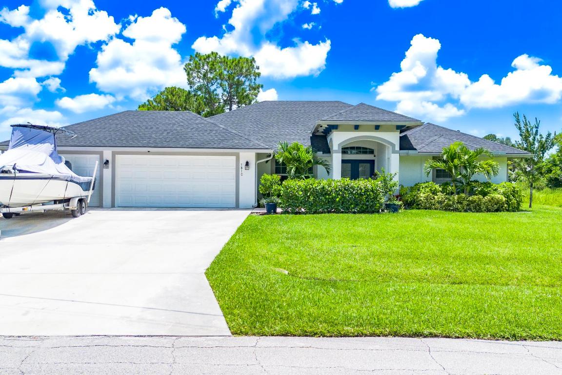 5810 NW Chesboro Terrace