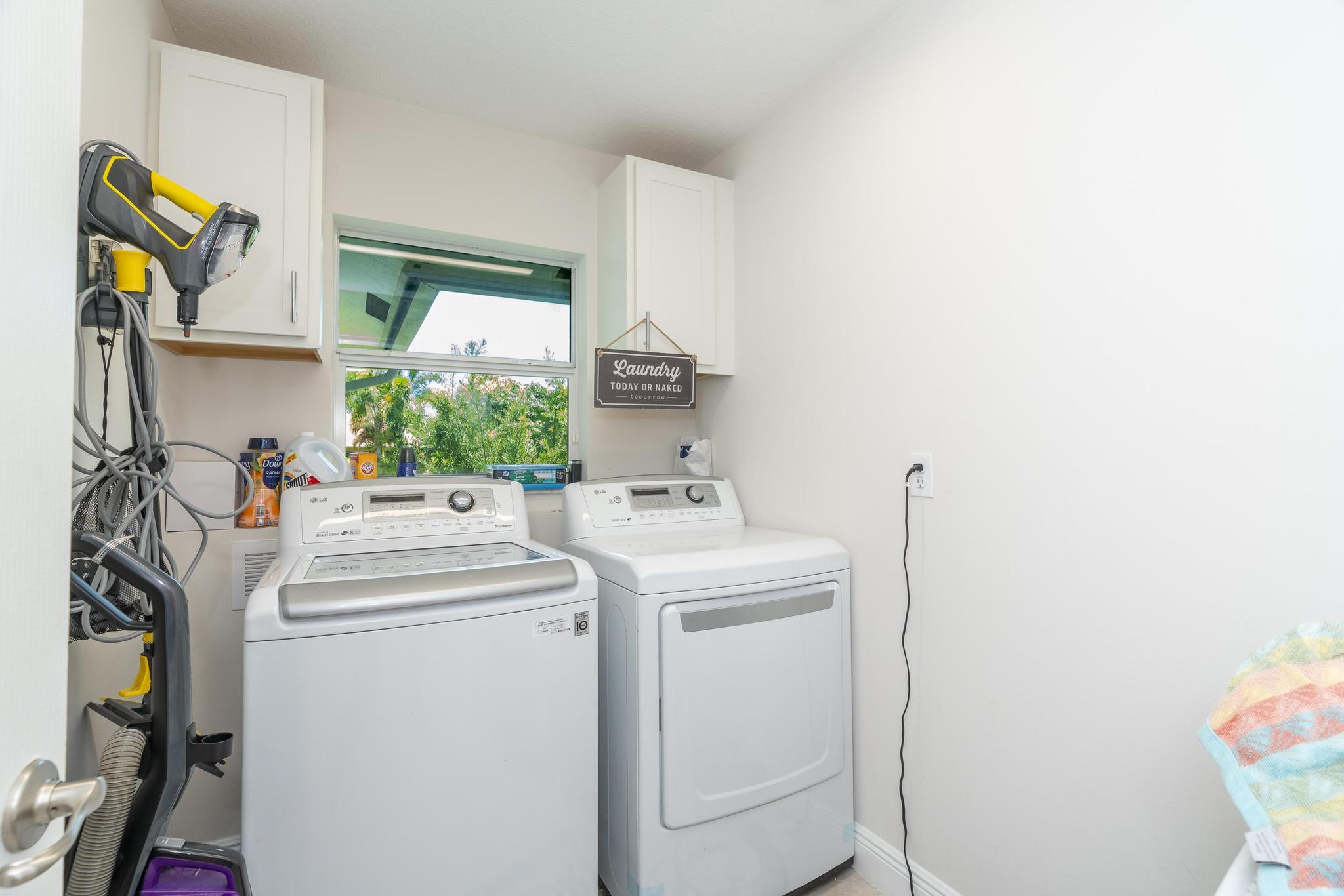 5810 NW Chesboro Terrace