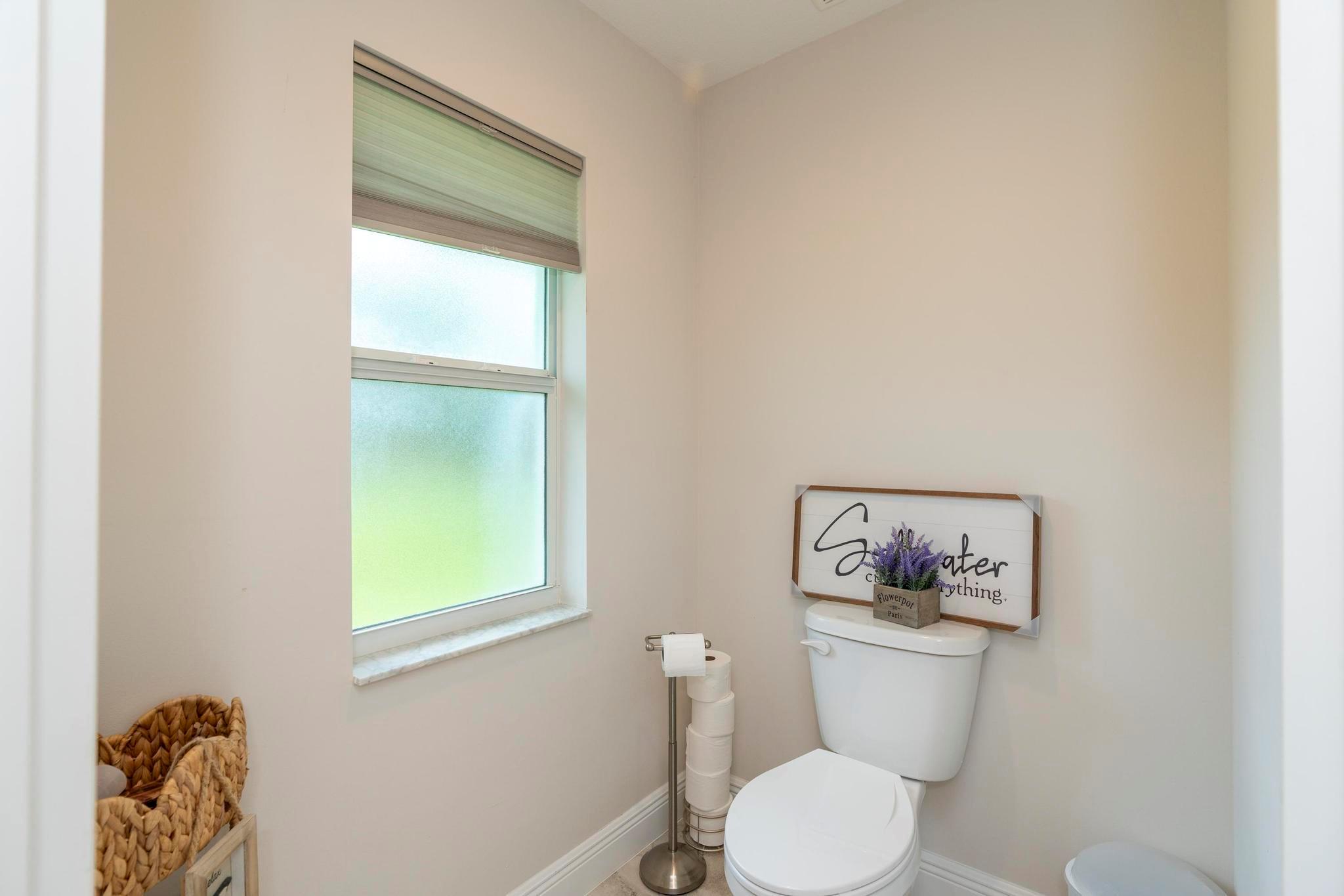 5810 NW Chesboro Terrace