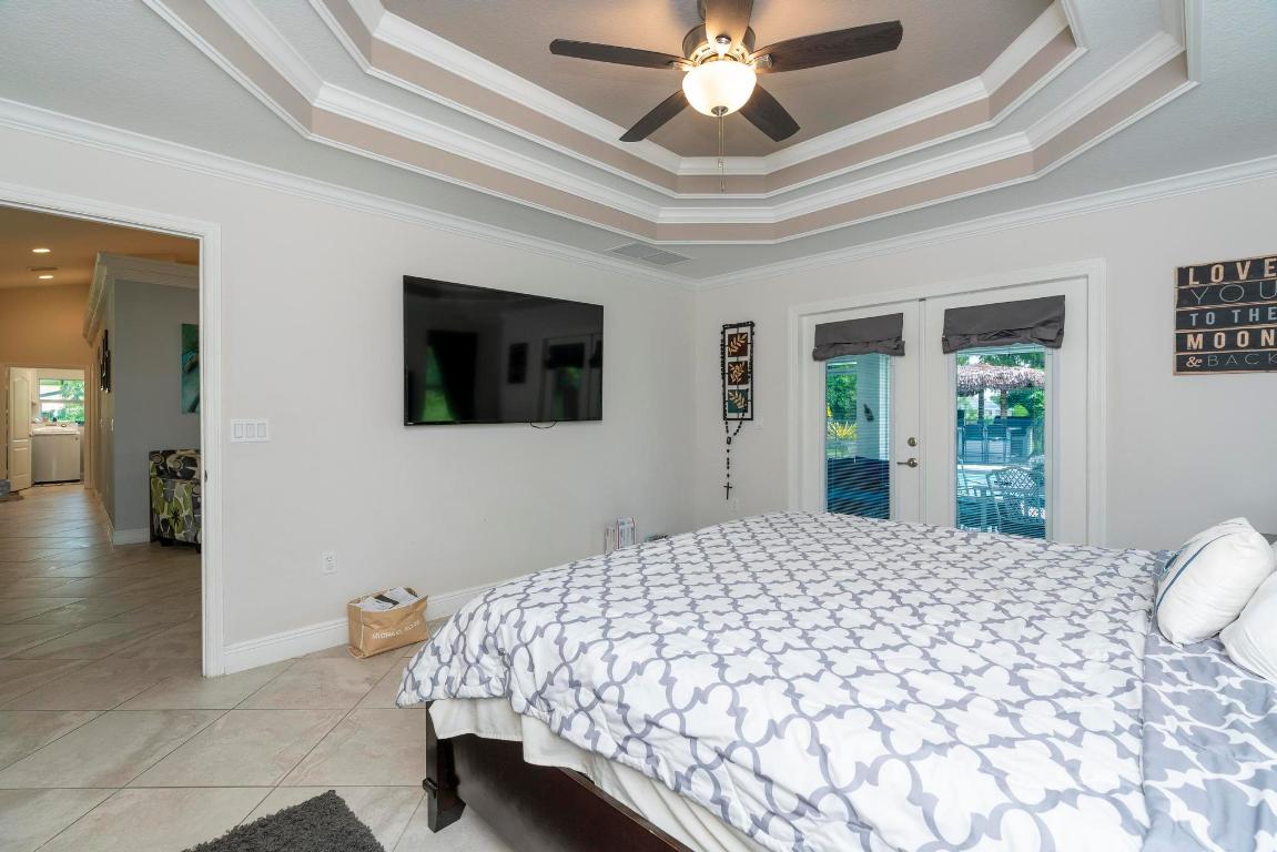 5810 NW Chesboro Terrace