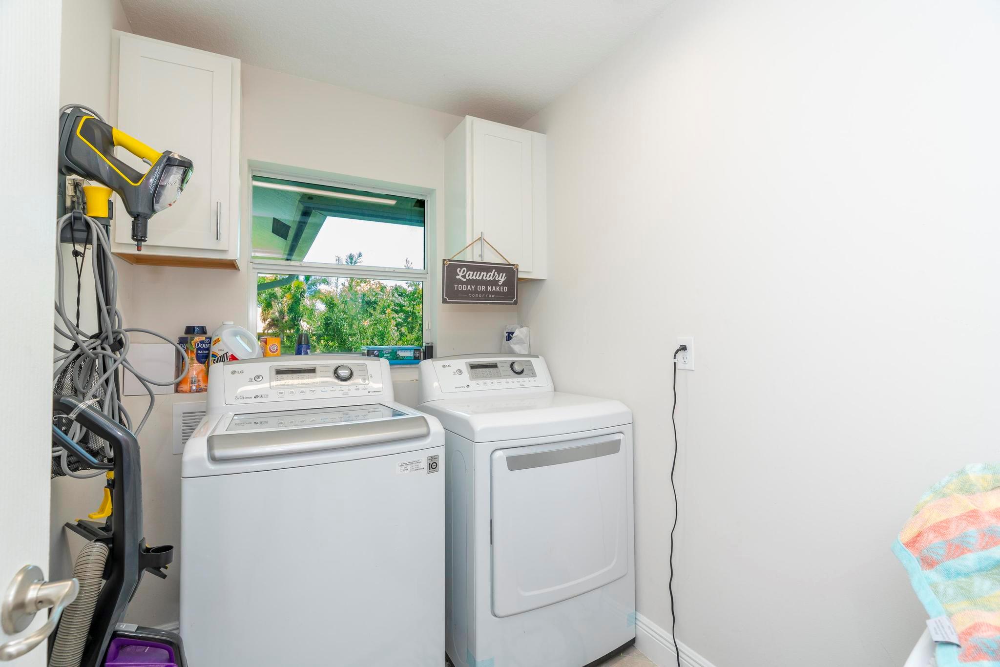 5810 NW Chesboro Terrace