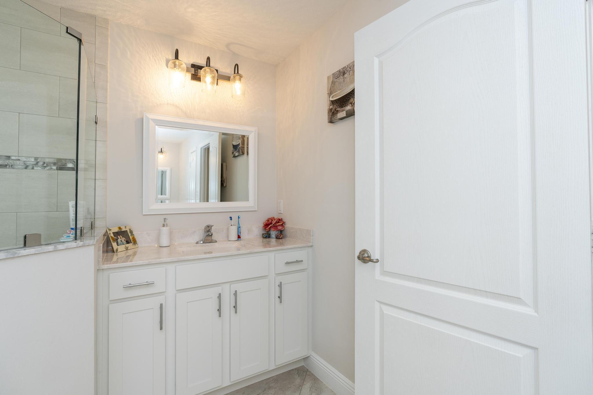 5810 NW Chesboro Terrace