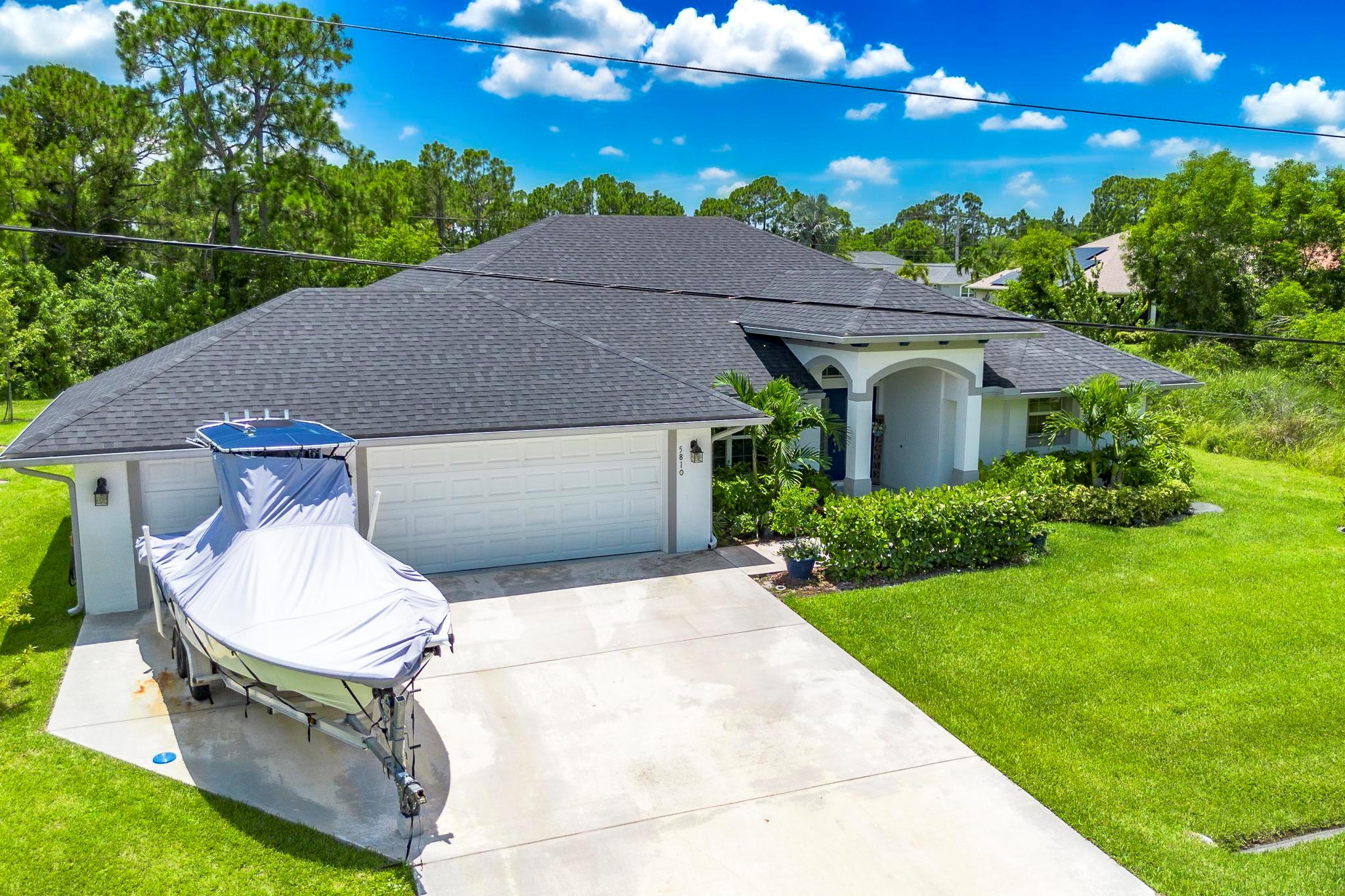 5810 NW Chesboro Terrace