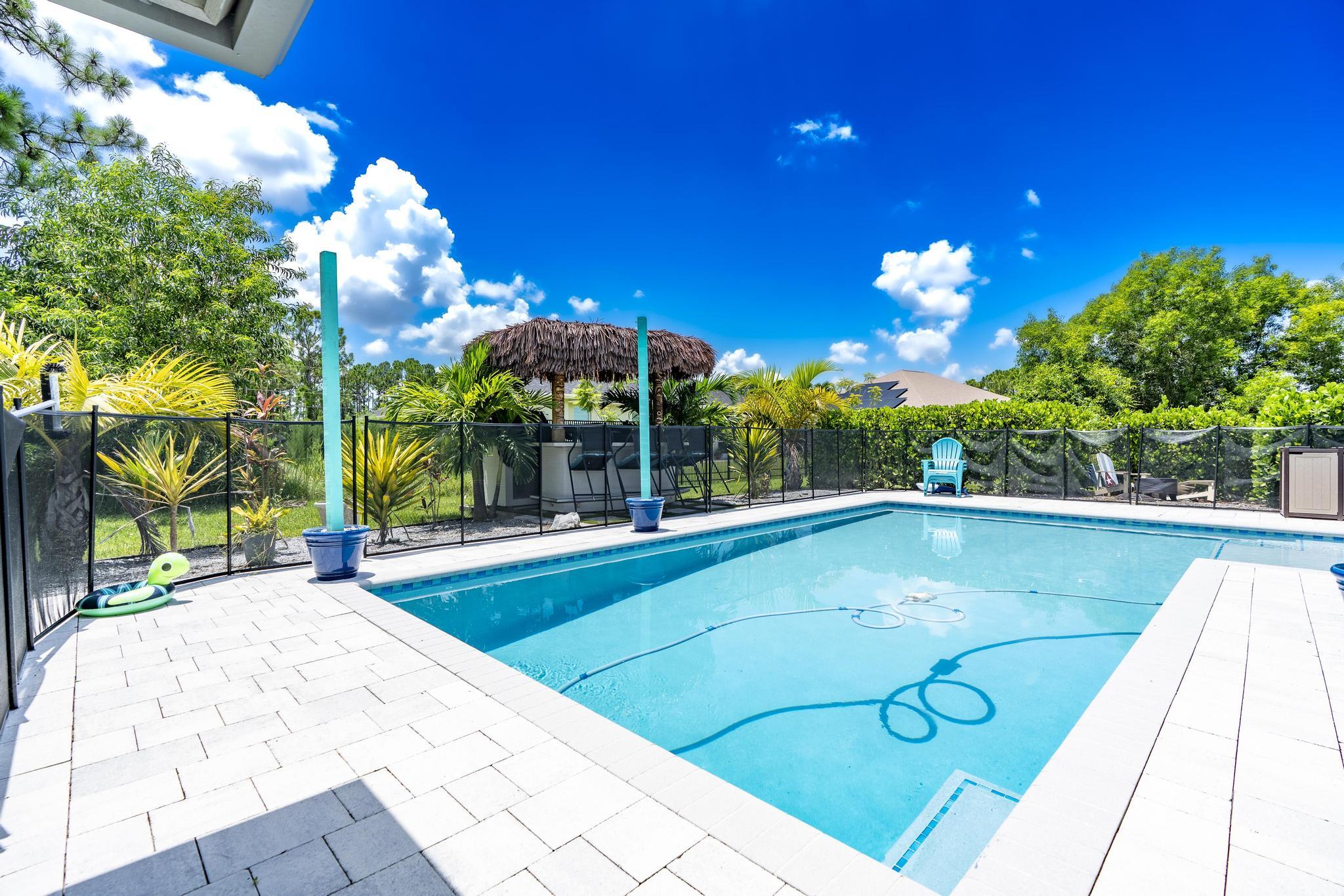 5810 NW Chesboro Terrace