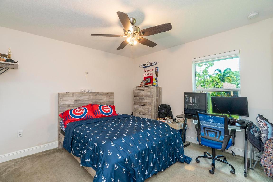 5810 NW Chesboro Terrace