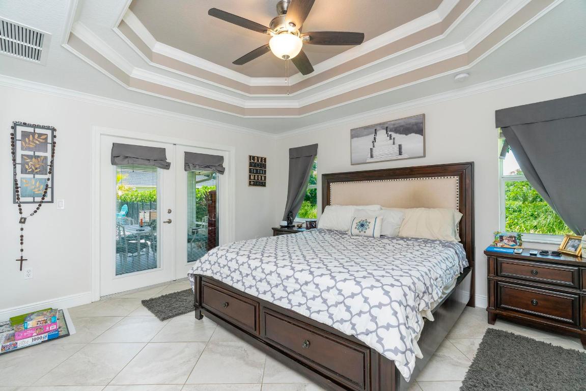 5810 NW Chesboro Terrace