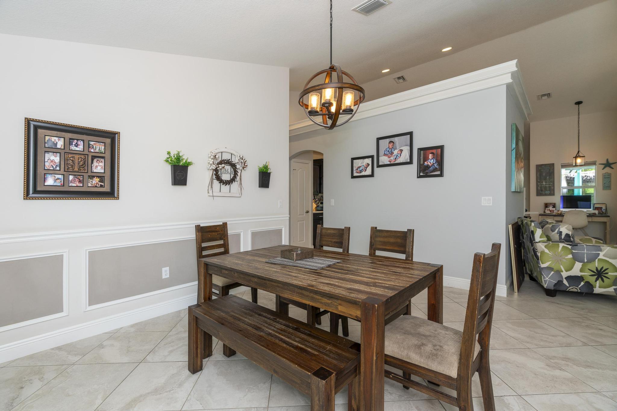 5810 NW Chesboro Terrace