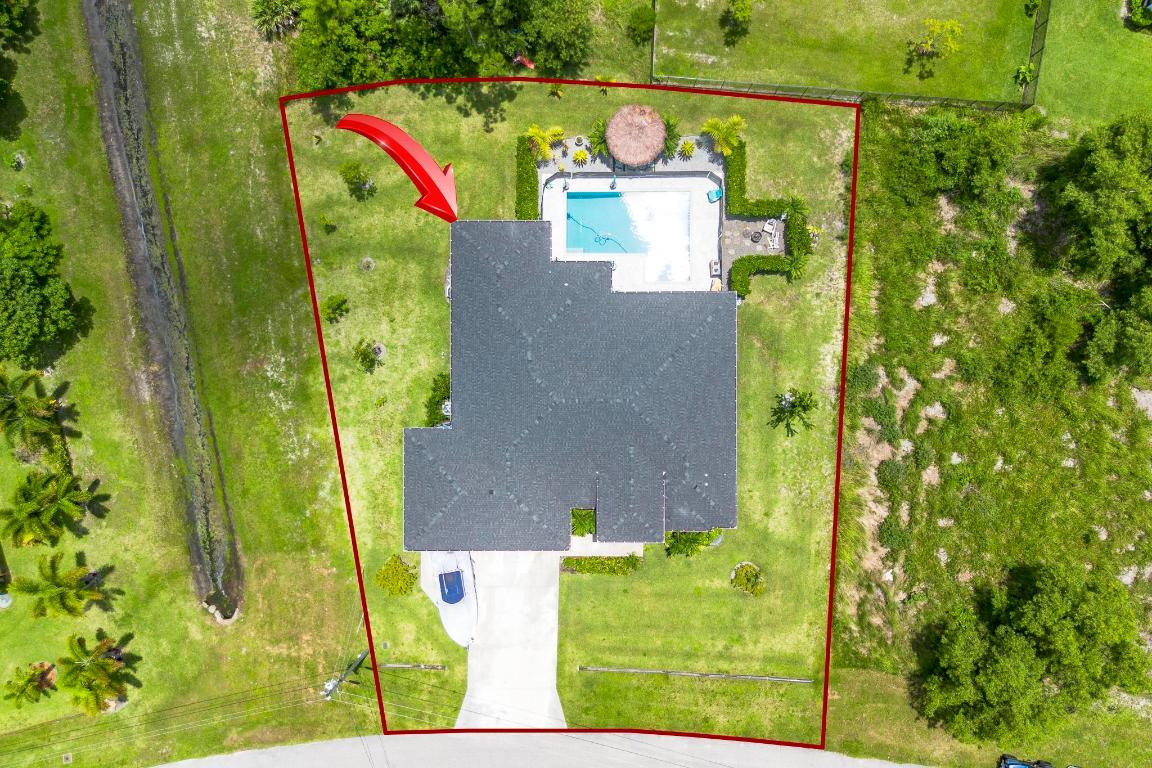 5810 NW Chesboro Terrace