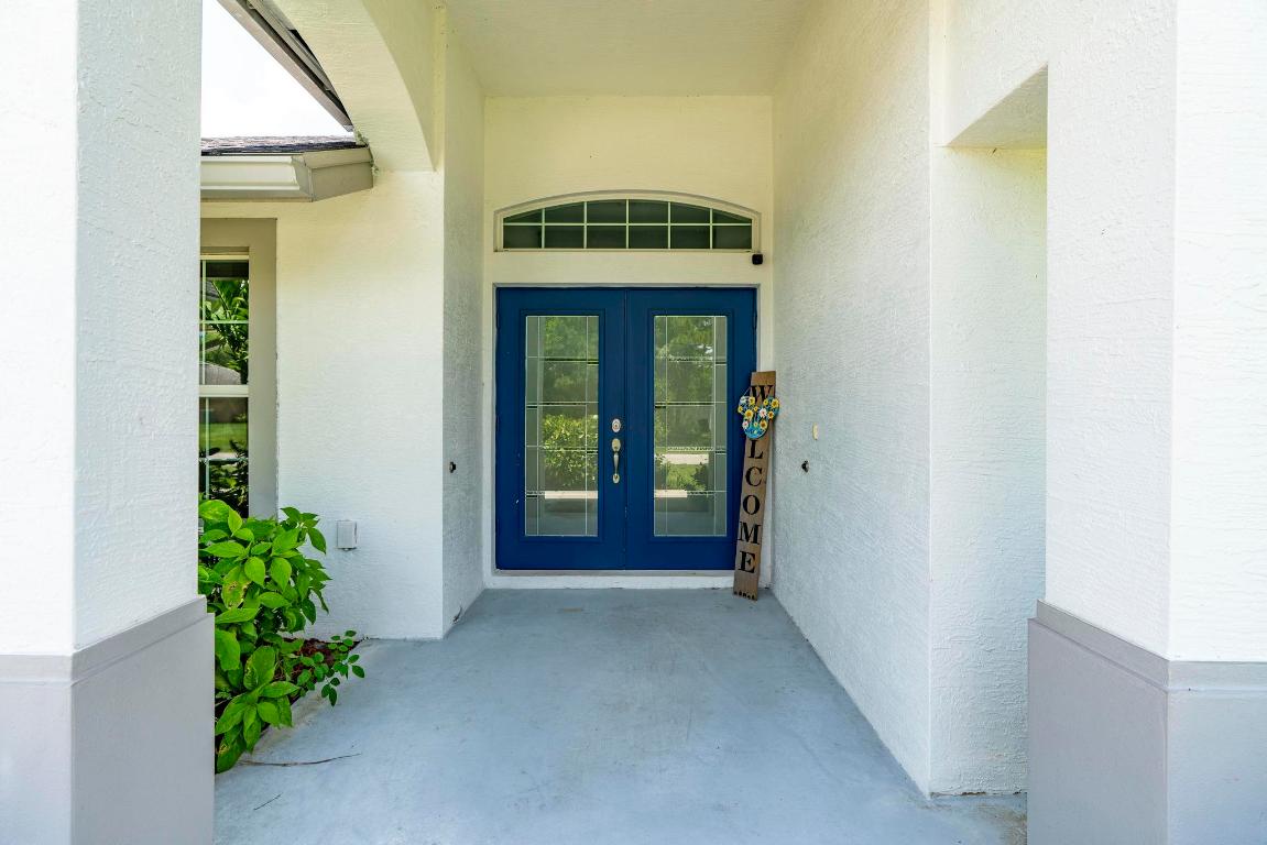 5810 NW Chesboro Terrace