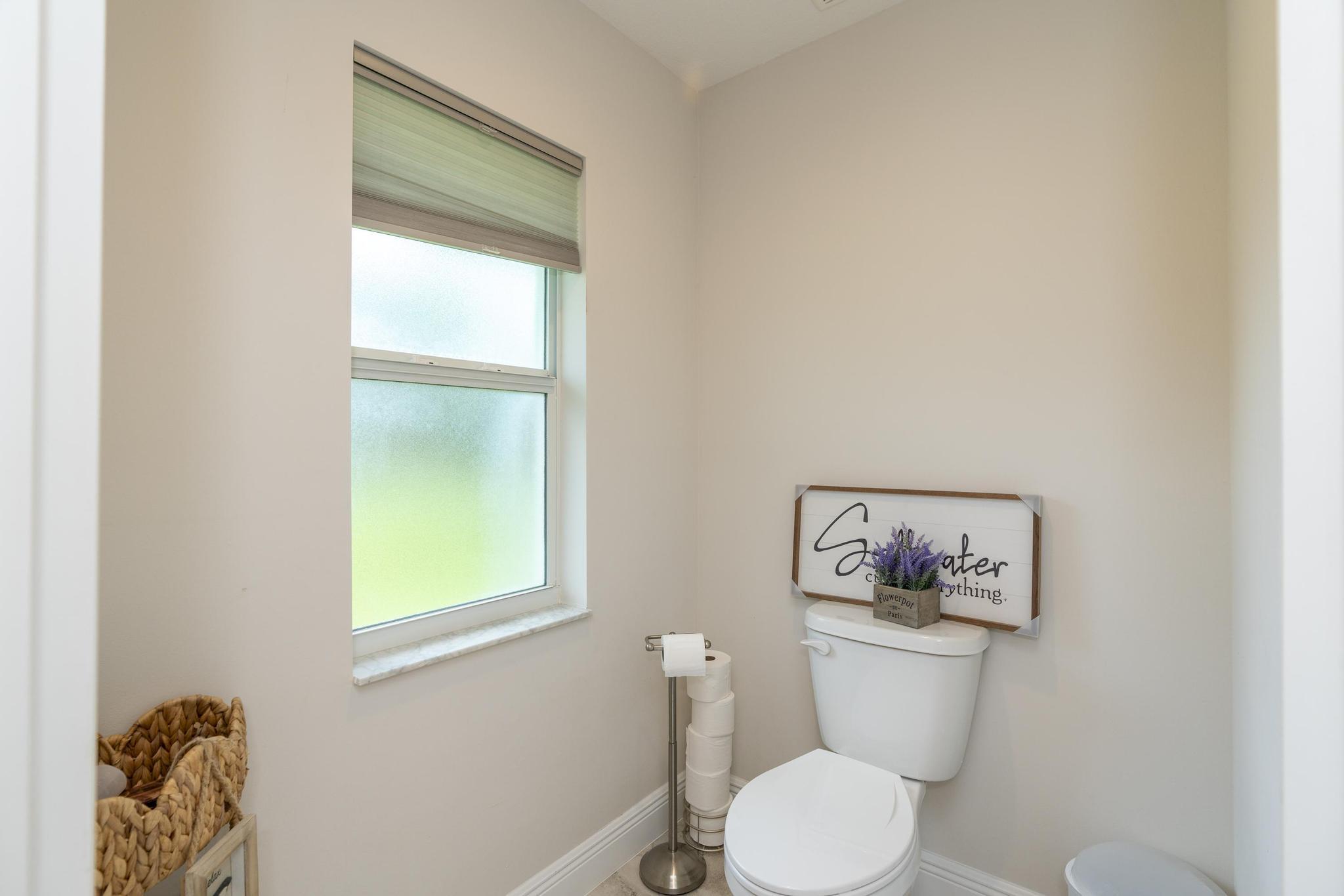 5810 NW Chesboro Terrace