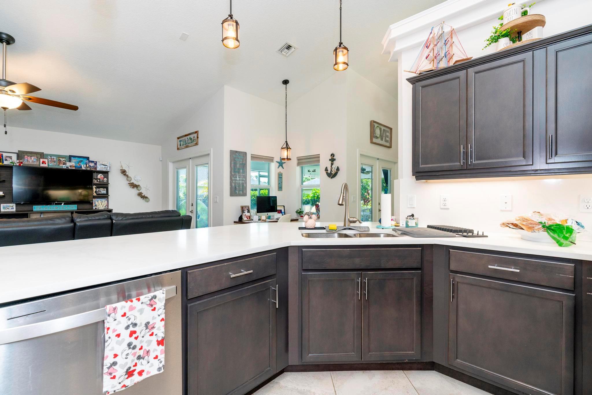 5810 NW Chesboro Terrace