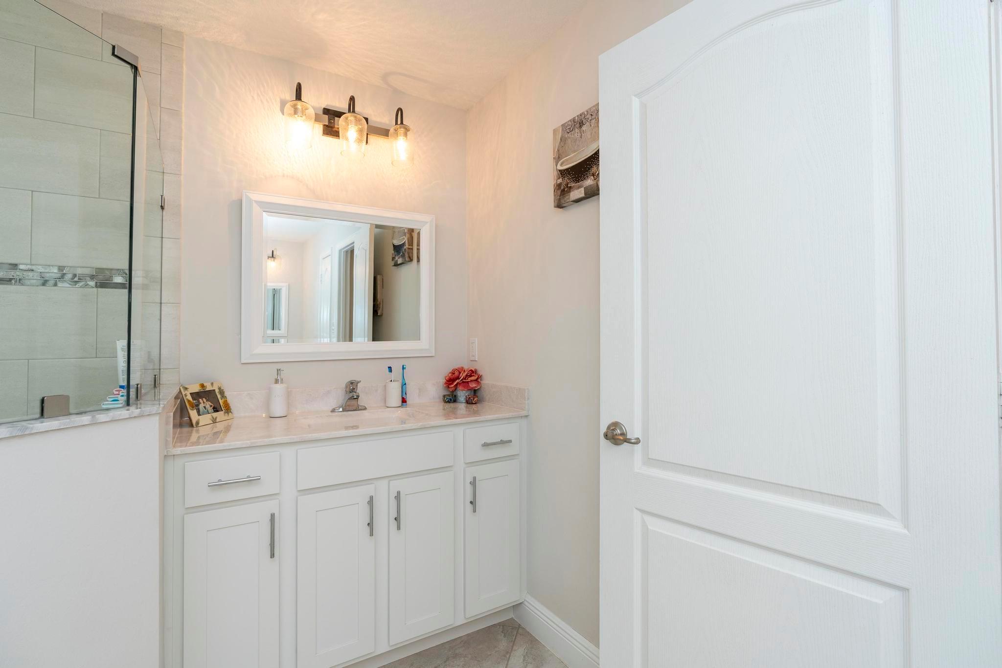 5810 NW Chesboro Terrace