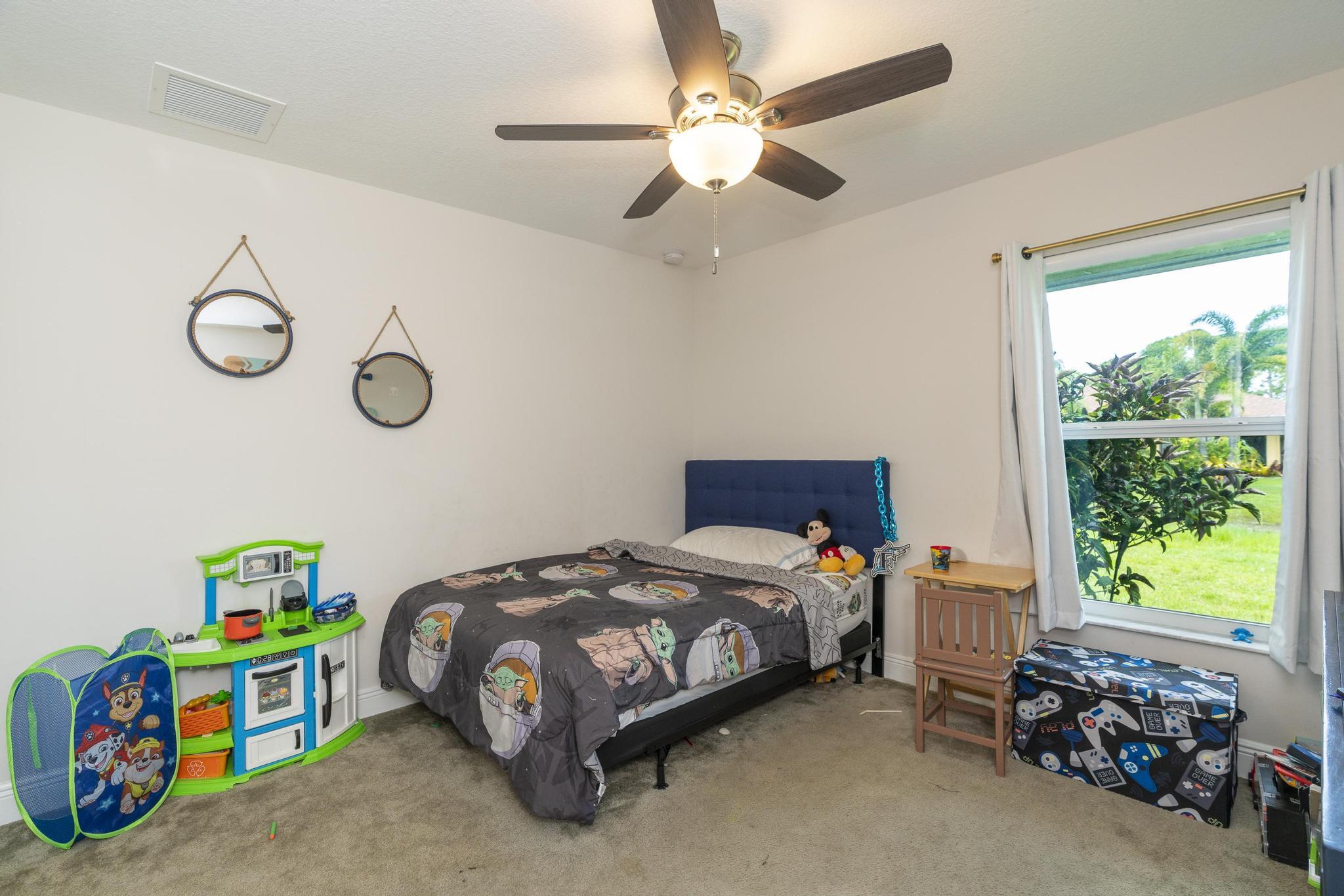 5810 NW Chesboro Terrace