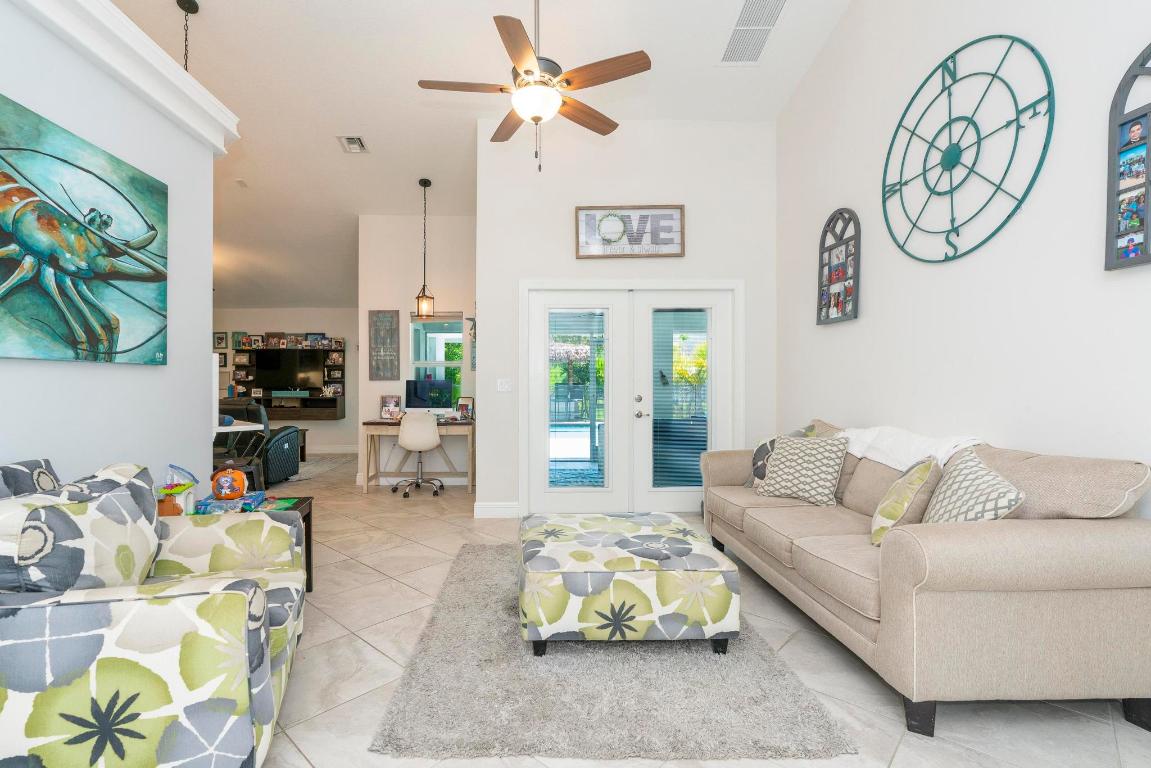 5810 NW Chesboro Terrace