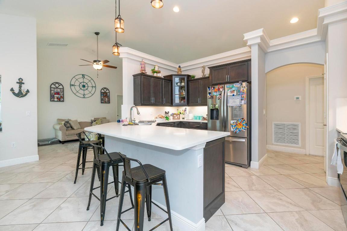 5810 NW Chesboro Terrace