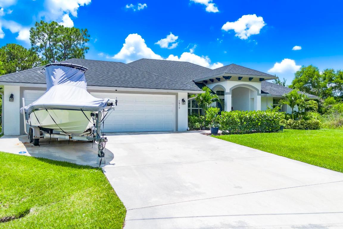 5810 NW Chesboro Terrace