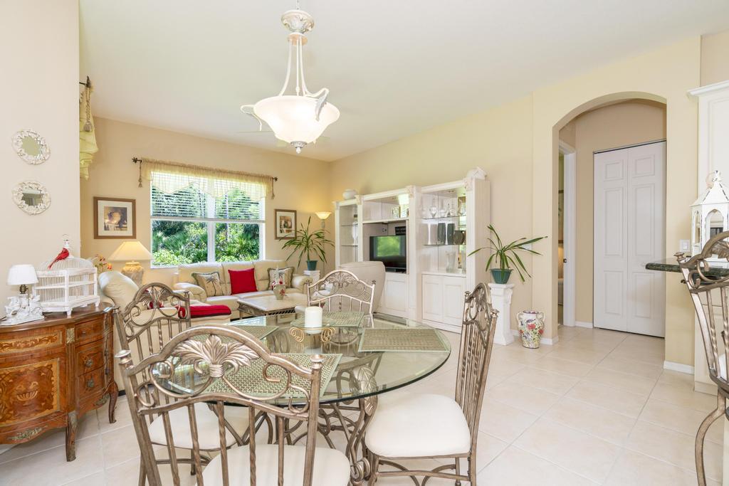 650 SW Long Key Court